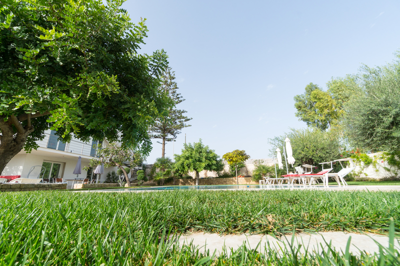 Last minute in sicilia villa con piscina a pochi passi dalla spiaggia di Donnalucata